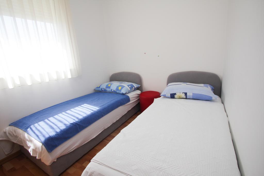 Apartments Spirito Rogoznica  Buitenkant foto